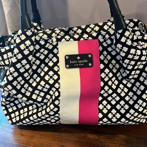 Never used brand new oversized Kate spade bag - Picture 3 of 7